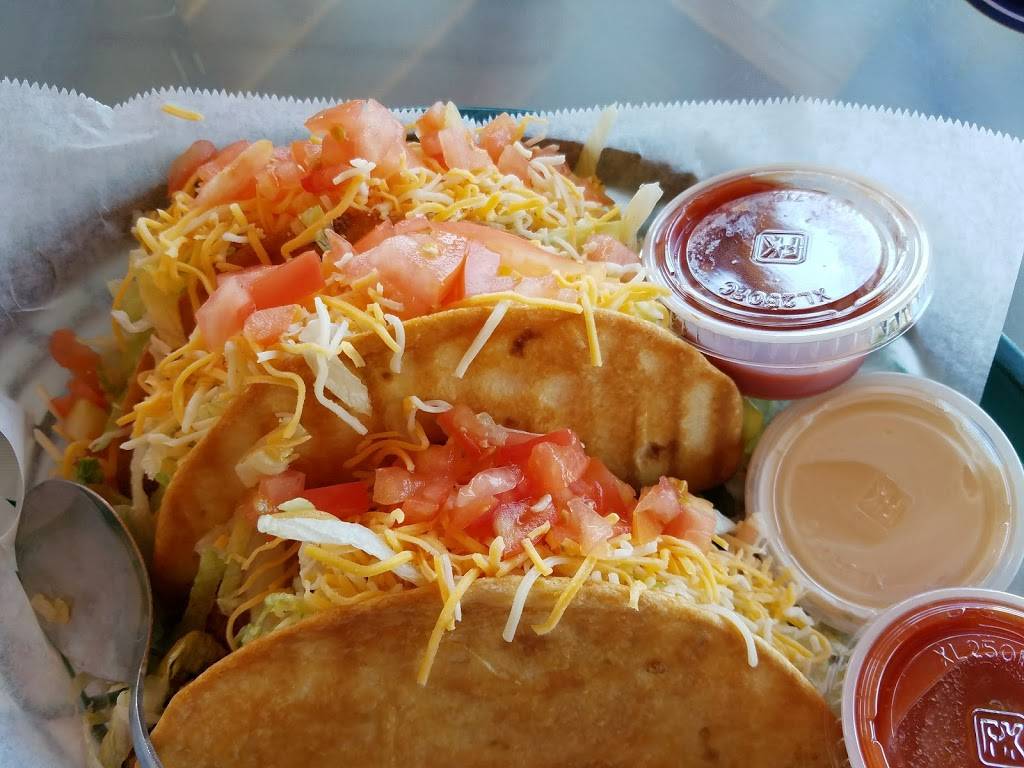 City Limits Saloon & Grill | restaurant | 4514 9th St, Rock Island, IL 61201, USA | 3097864889 OR +1 309-786-4889