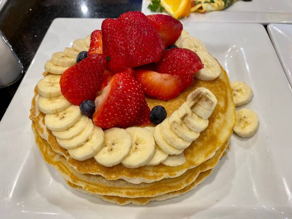 Kekes Breakfast Cafe | restaurant | 1924 N John Young Pkwy, Kissimmee, FL 34741, USA | 4074837140 OR +1 407-483-7140