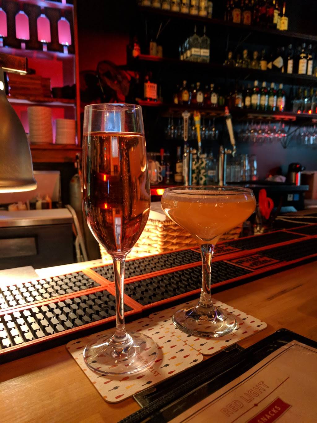 Red Light | restaurant | 1401 R St NW, Washington, DC 20009, USA | 2022340400 OR +1 202-234-0400