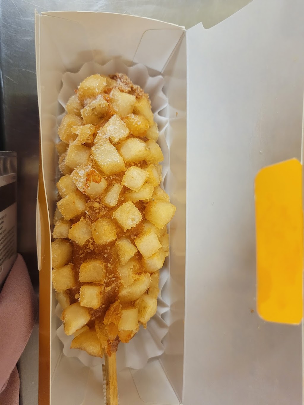 Kong Dog | restaurant | 2411 N Clark St, Chicago, IL 60614, USA | 7737709161 OR +1 773-770-9161