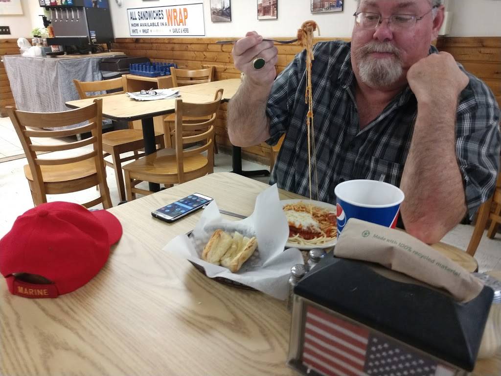 Marios | restaurant | 54 Centre St, Bath, ME 04530, USA | 2074434126 OR +1 207-443-4126