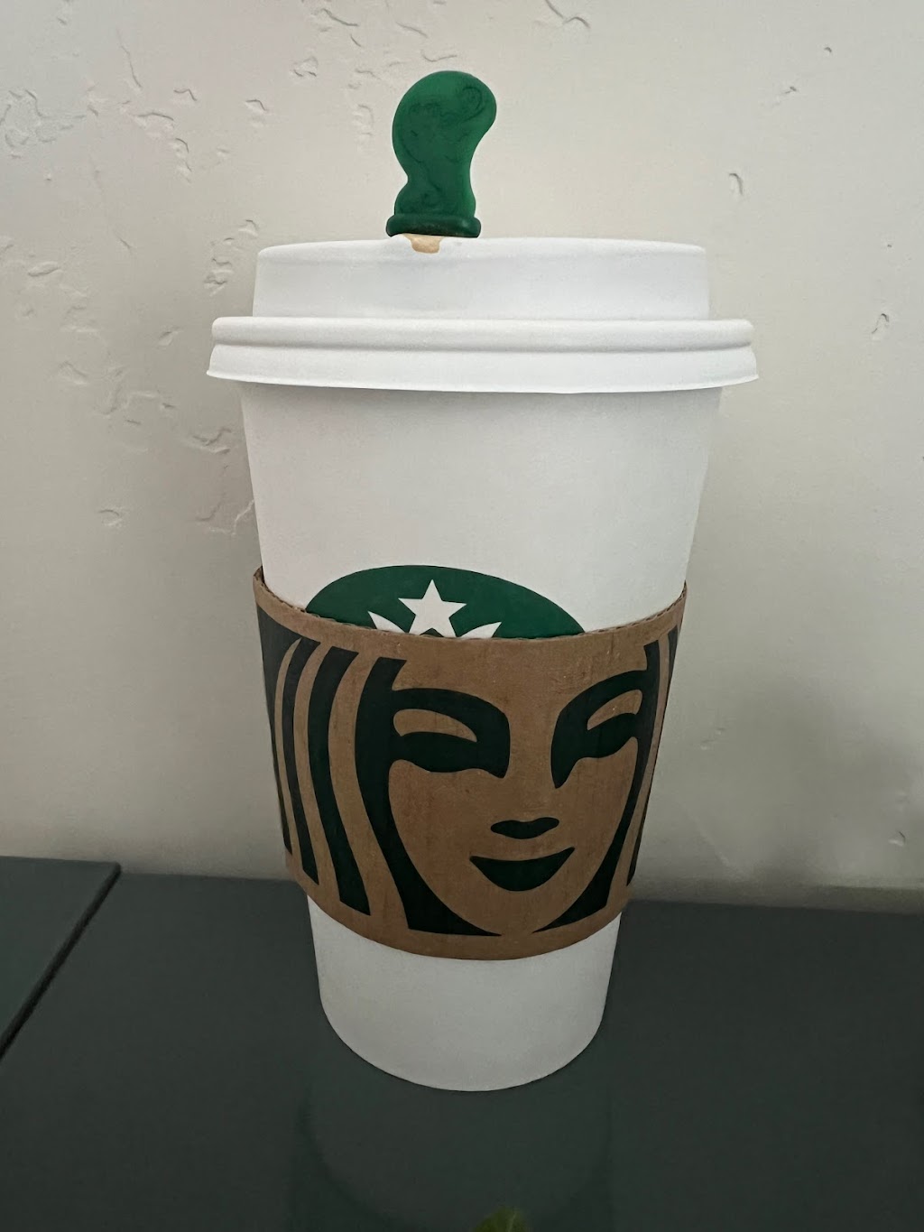 Starbucks | cafe | 1350 North Ave, Grand Junction, CO 81501, USA | 9702433361 OR +1 970-243-3361