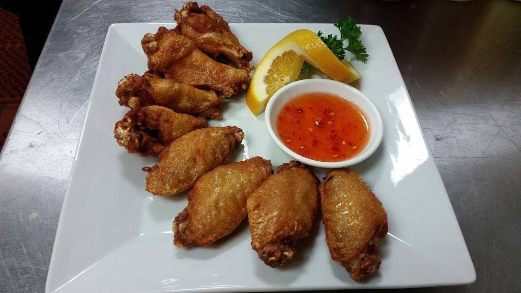 Chutamas Thai Cuisine | restaurant | 8333 Tampa Ave, Northridge, CA 91324, USA | 8186789326 OR +1 818-678-9326