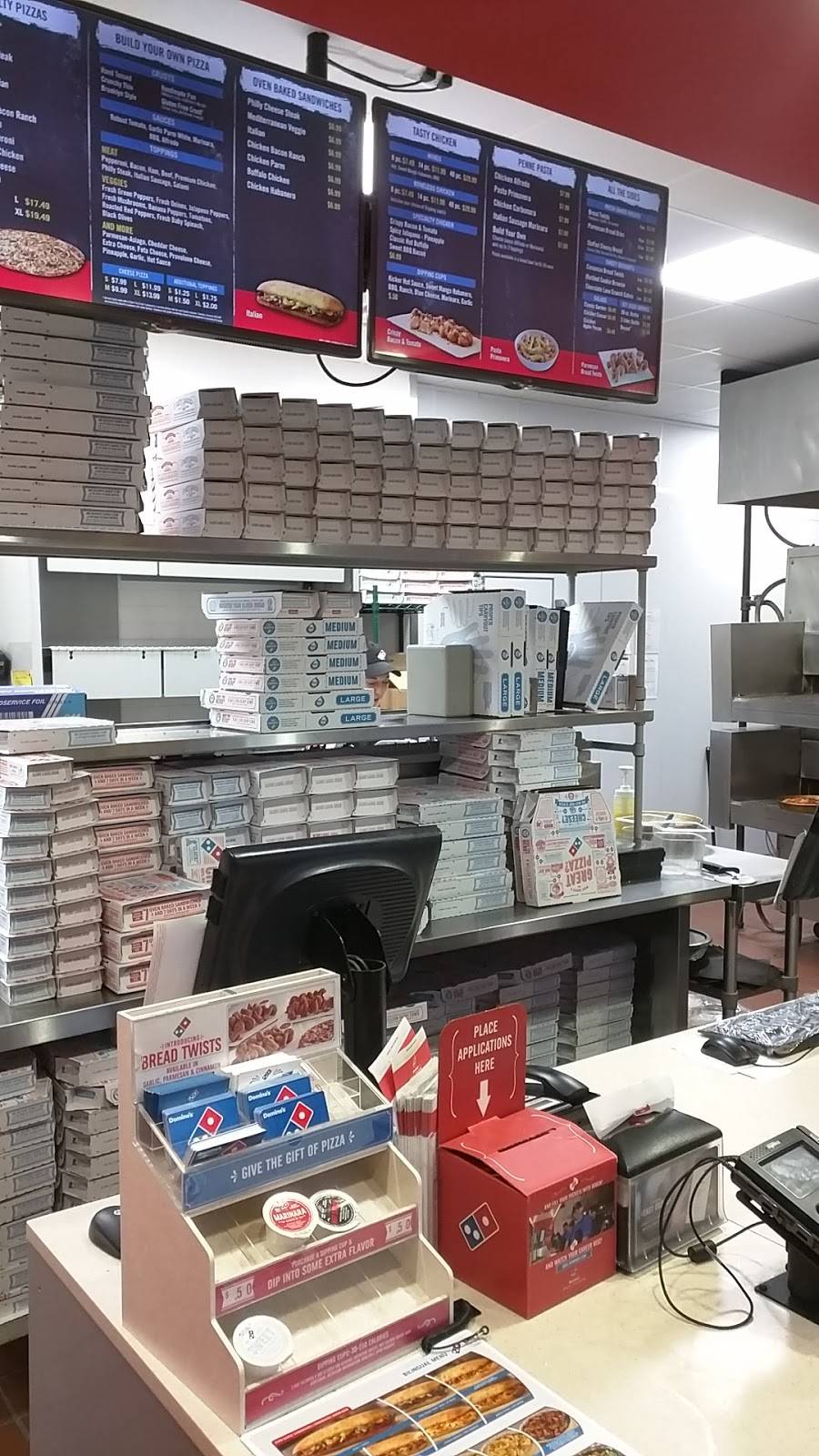 Dominos Pizza | meal delivery | 250 Central Ave, Dover, NH 03820, USA | 6037428411 OR +1 603-742-8411