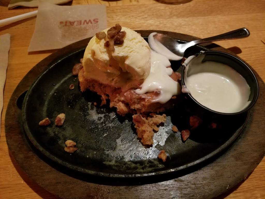 Applebees Grill + Bar | restaurant | 1395 Associates Dr, Dubuque, IA 52002, USA | 5635833131 OR +1 563-583-3131