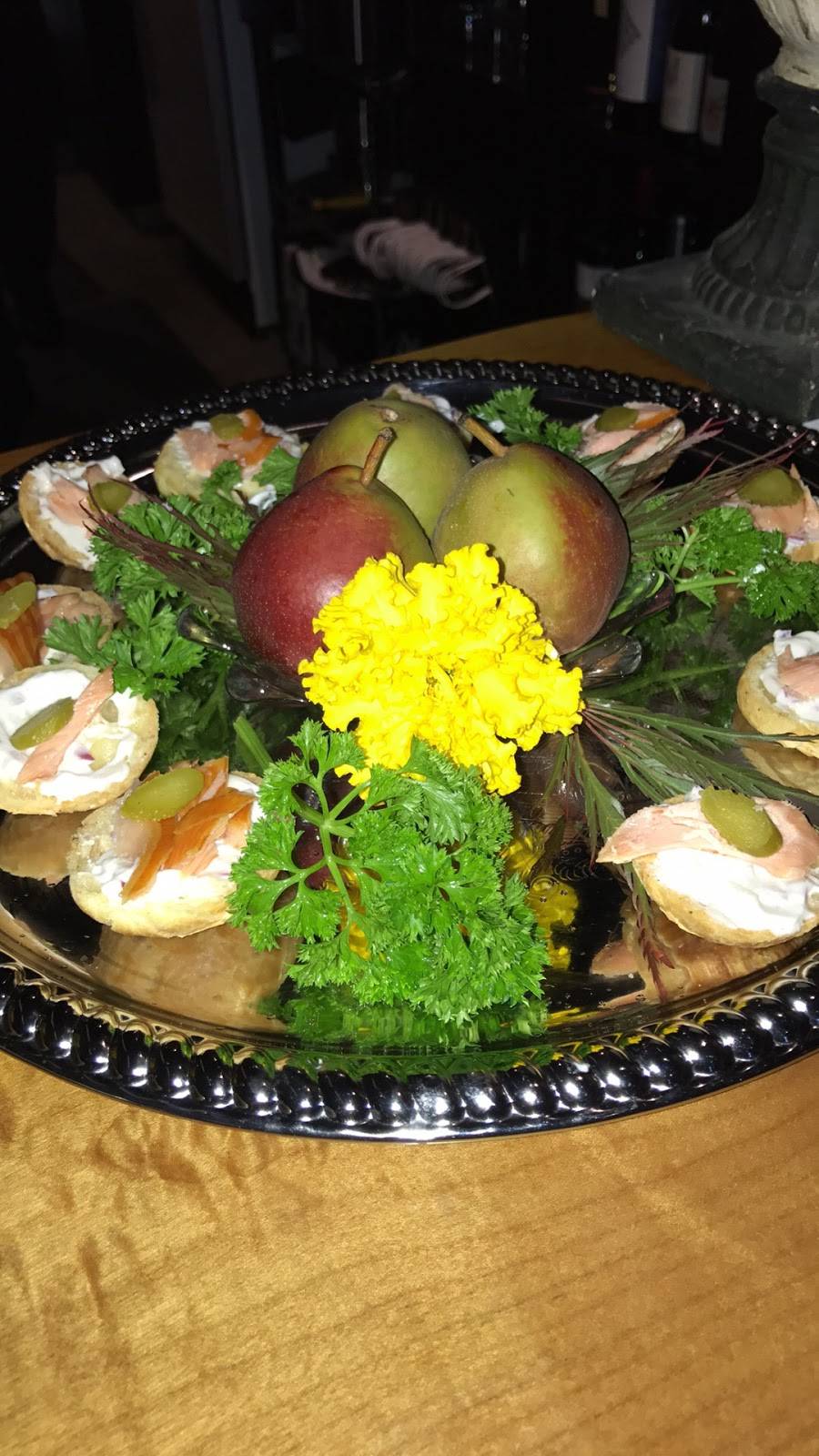 dVine Wine Bar | restaurant | 11227 NE State Hwy 104, Kingston, WA 98346, USA | 3602973010 OR +1 360-297-3010