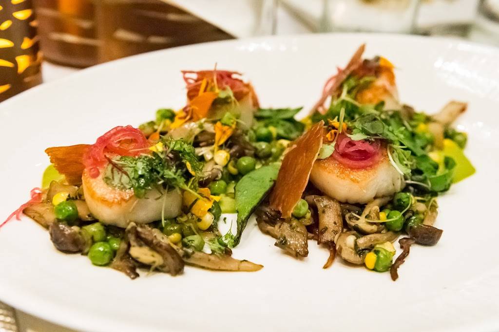 Flying Fish | cafe | 2101 Epcot Resorts Blvd, Orlando, FL 32830, USA | 4079392359 OR +1 407-939-2359