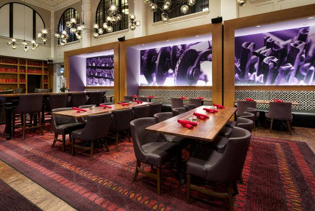 The District Bar & Kitchen | restaurant | 301 Union St, Nashville, TN 37201, USA | 6158916000 OR +1 615-891-6000