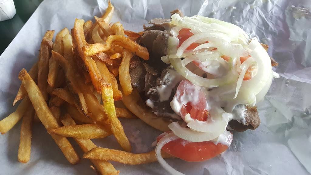 Winking Dog Co | restaurant | 100 North Ave, Northlake, IL 60164, USA | 7085311379 OR +1 708-531-1379