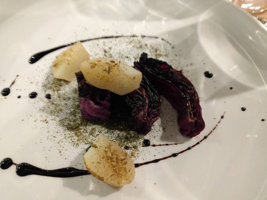 Stages at One Washington | restaurant | 1 Washington St Suite 325, Dover, NH 03820, USA | 6038424077 OR +1 603-842-4077