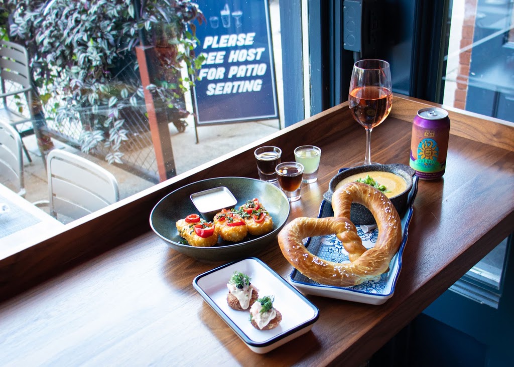 Bandit | restaurant | 841 W Randolph St, Chicago, IL 60607, USA | 3126666061 OR +1 312-666-6061