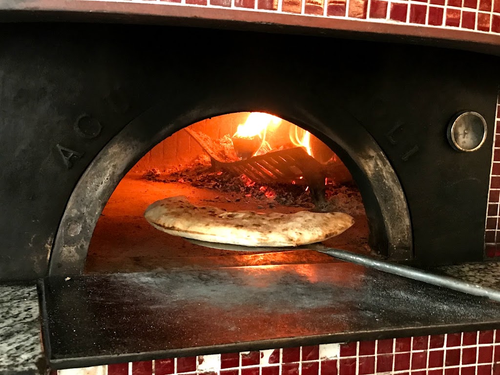 Isabellas Pizzeria Napoletana | restaurant | 799 W Gaines St #101, Tallahassee, FL 32304, USA | 8505586379 OR +1 850-558-6379