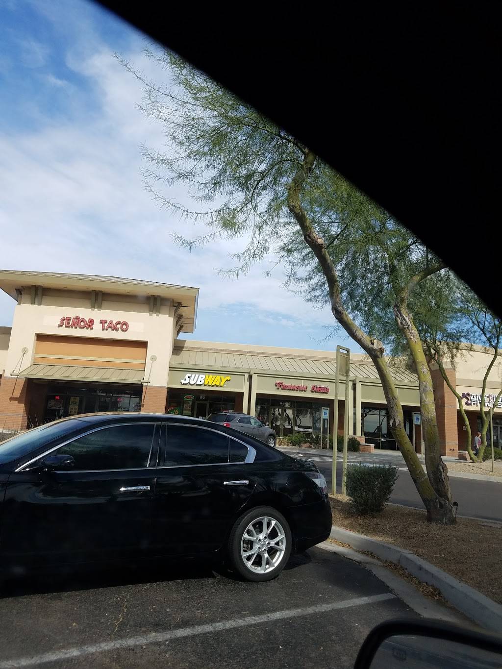 Subway | restaurant | Frys Plaza, 10685 W Indian School Rd Suite I, Avondale, AZ 85323, USA | 6237725701 OR +1 623-772-5701