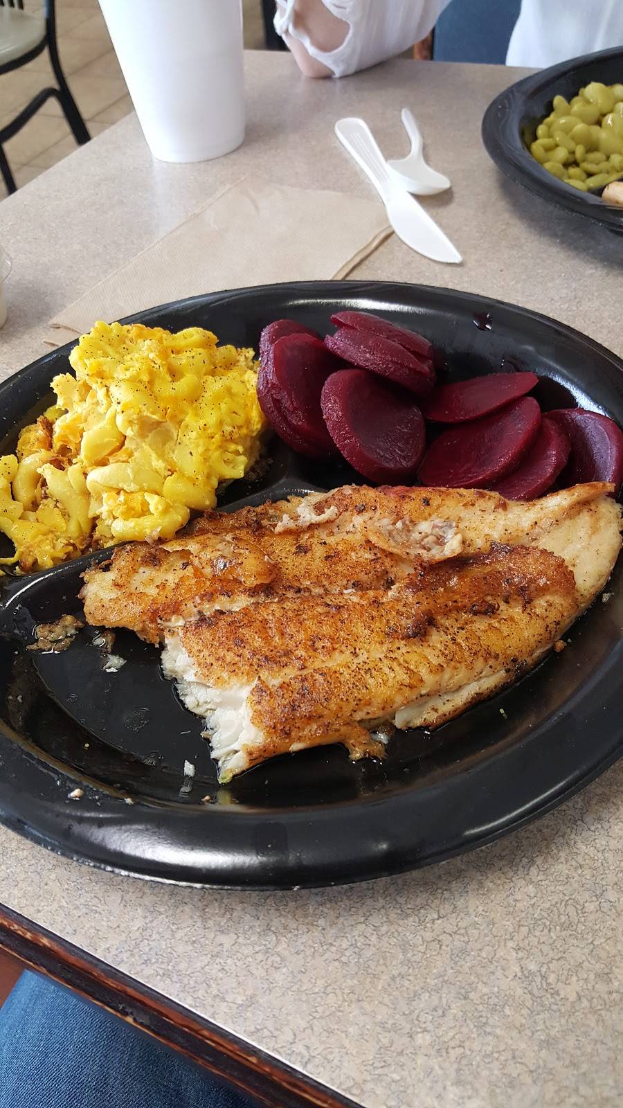 Steele Creek Cafe | restaurant | 2420 Westinghouse Blvd, Charlotte, NC 28273, USA | 7045049813 OR +1 704-504-9813