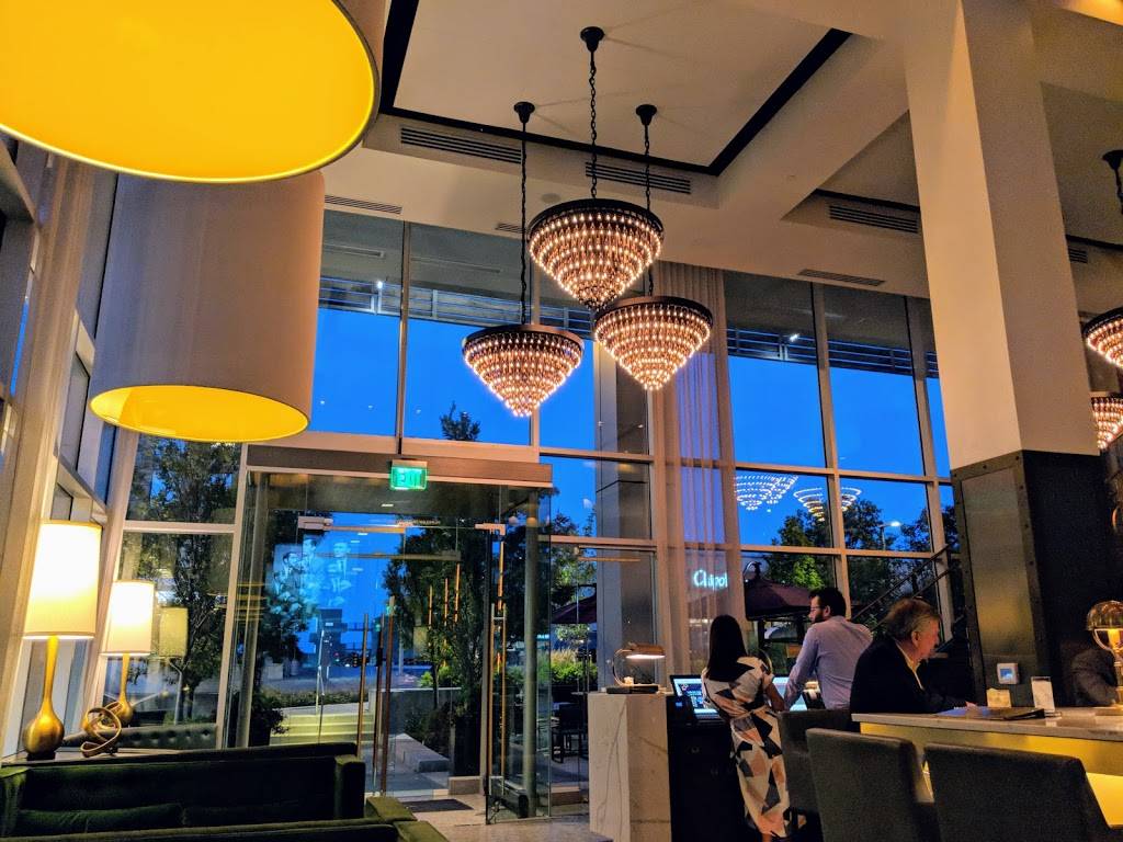 Stock Hill | restaurant | 4800 Main St ste g-001, Kansas City, MO 64112, USA | 8168958400 OR +1 816-895-8400