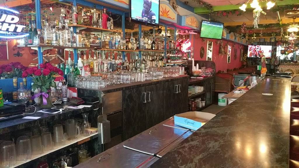 El Sol Restaurant | restaurant | 6000 Dempster Street, Morton Grove, IL 60053, USA | 8479672266 OR +1 847-967-2266