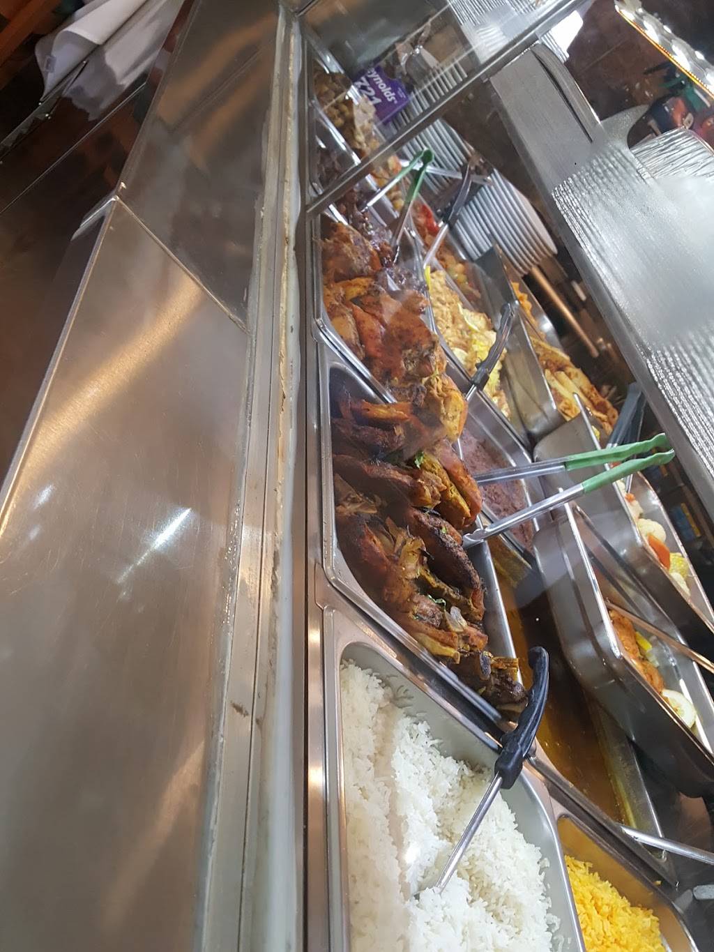 Gran Villa | restaurant | 4002 3rd Ave, Brooklyn, NY 11232, USA | 7185763924 OR +1 718-576-3924