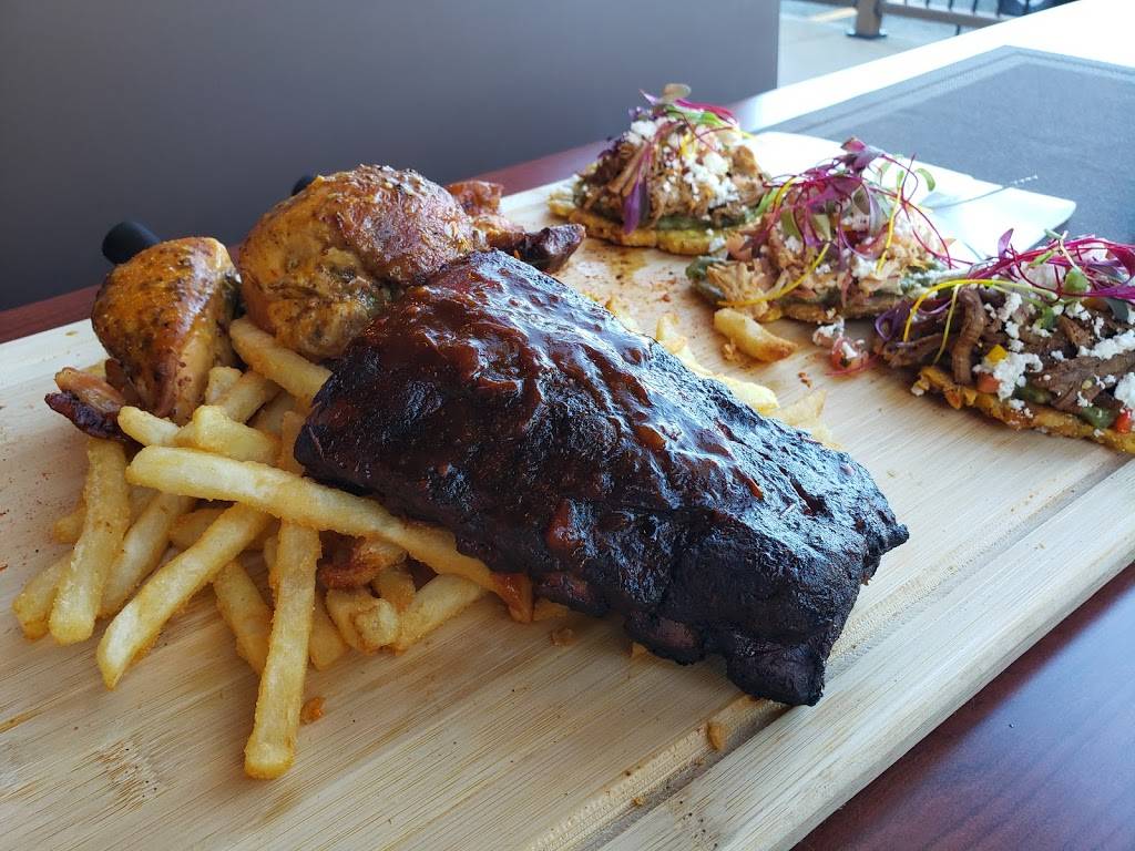 Fumoir Barril | restaurant | 2130 Boulevard des Laurentides, Laval, QC H7M 2Y6, Canada | 4502335050 OR +1 450-233-5050