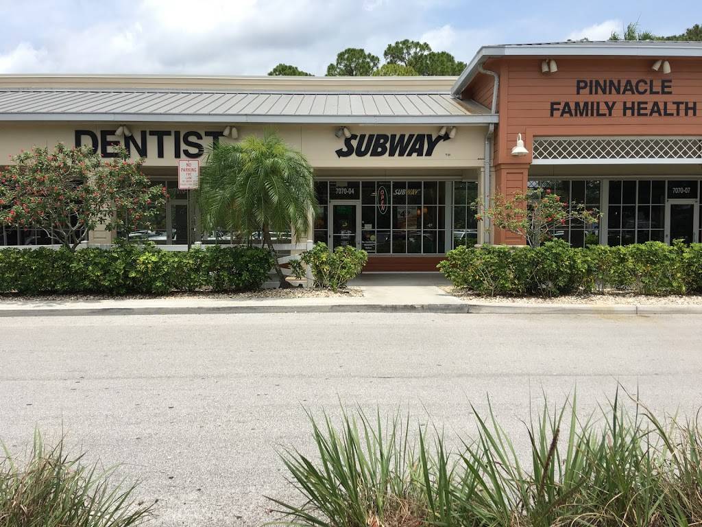 Subway | restaurant | 7070-04 Seminole Pratt Whitney Rd, Loxahatchee, FL 33470, USA | 5617986999 OR +1 561-798-6999