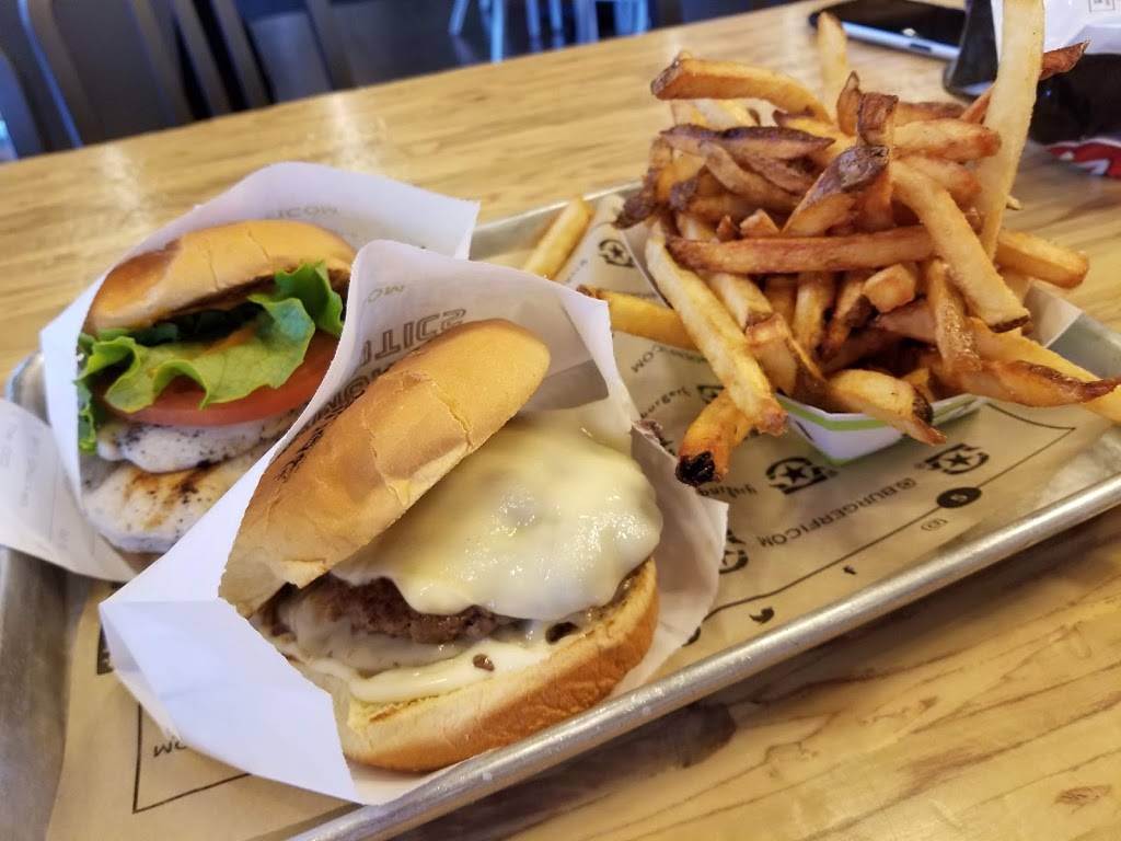 BurgerFi | restaurant | 3115 Long Beach Rd, Oceanside, NY 11572, USA | 5164157900 OR +1 516-415-7900