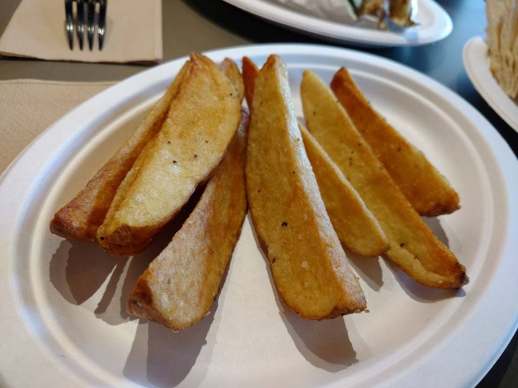 Mata Mediterranean Grill | restaurant | 7214 Fulton Dr NW, Canton, OH 44718, USA | 3308301443 OR +1 330-830-1443