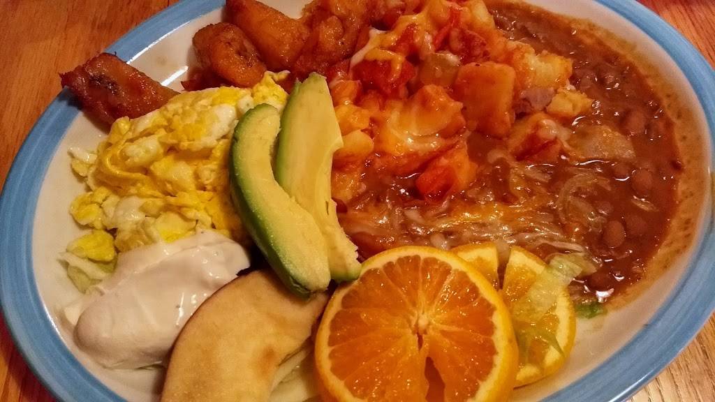 Los Tios Grill | restaurant | 201 Harrison St SE, Leesburg, VA 20175, USA | 5712913652 OR +1 571-291-3652