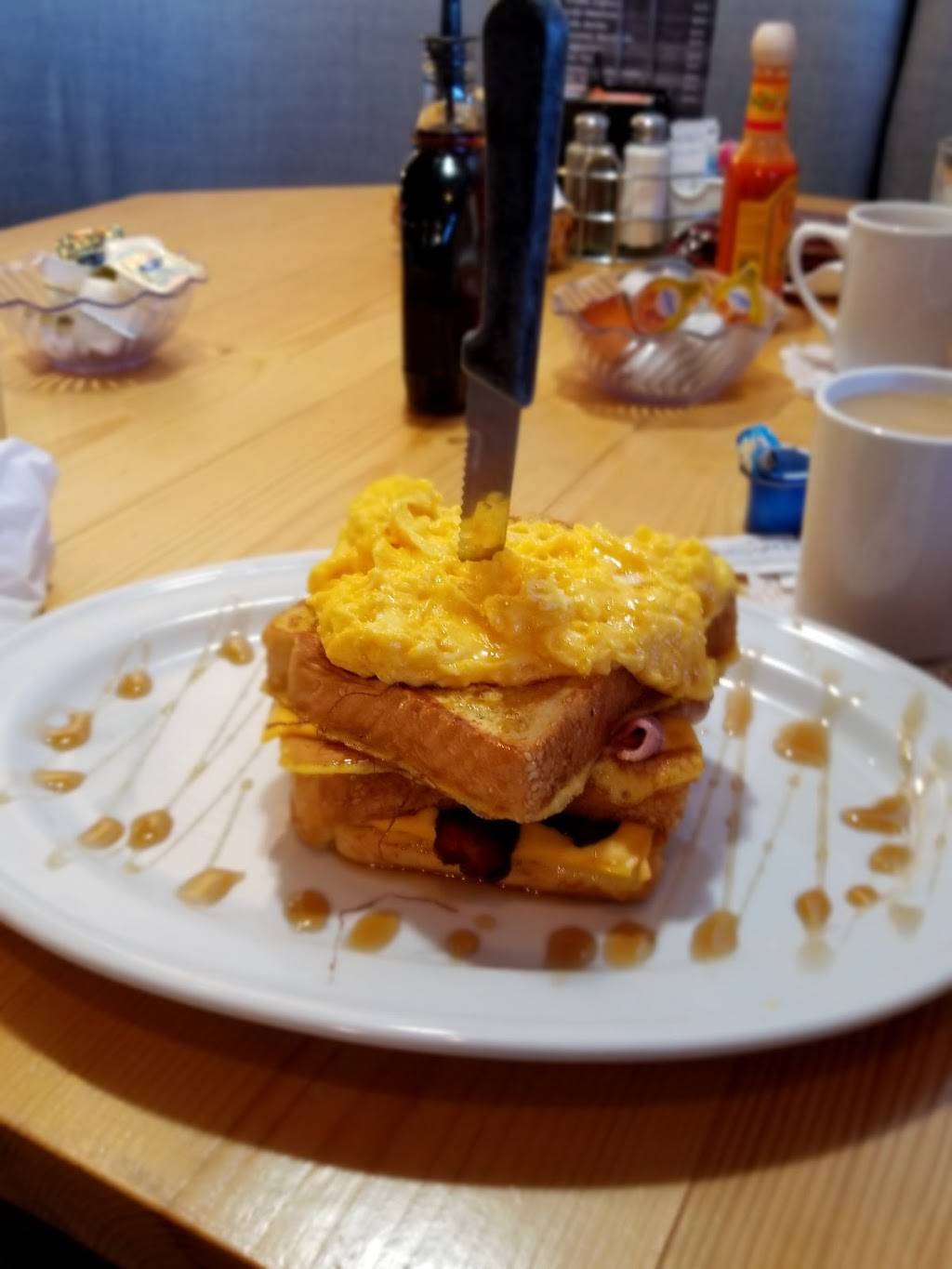 The Southern Cafe Crest Hill | restaurant | 1819 Knapp St, Crest Hill, IL 60403, USA | 8157449001 OR +1 815-744-9001