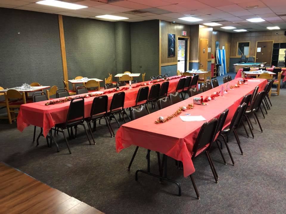 Leisure Lanes | restaurant | 2308 6th Ave, Monroe, WI 53566, USA | 6083288135 OR +1 608-328-8135