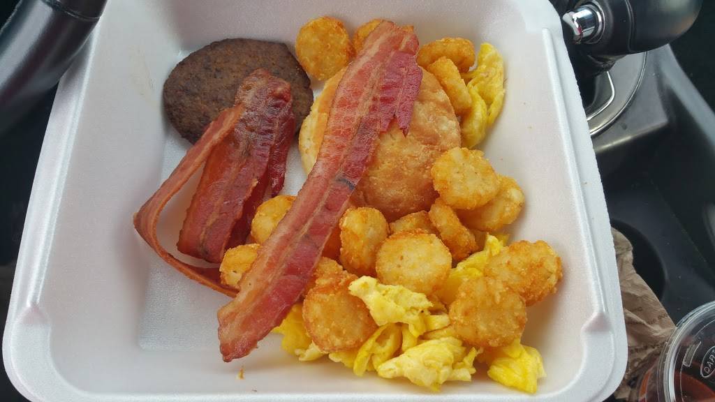 Hardees | restaurant | 4368 US-130, Willingboro, NJ 08046, USA | 6095264855 OR +1 609-526-4855