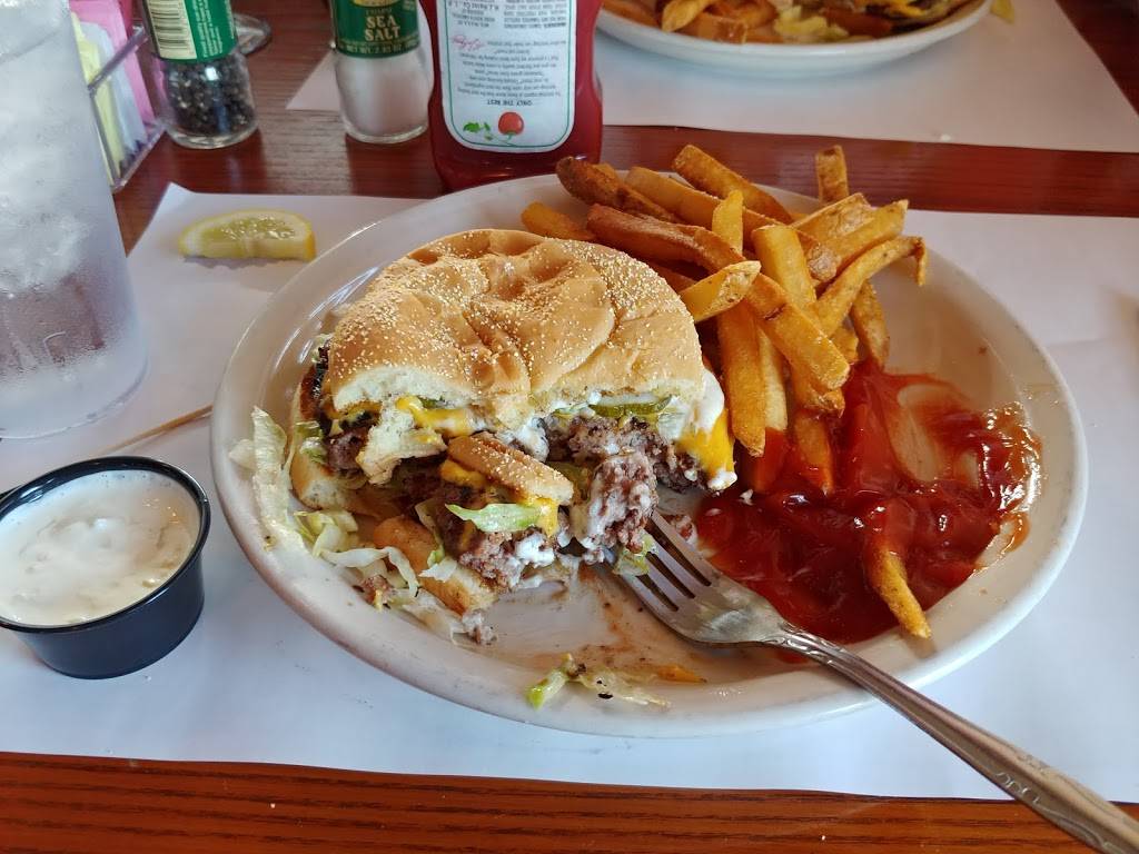 Station 43 Tavern | restaurant | 39910 Aurora Rd, Solon, OH 44139, USA | 4408360043 OR +1 440-836-0043