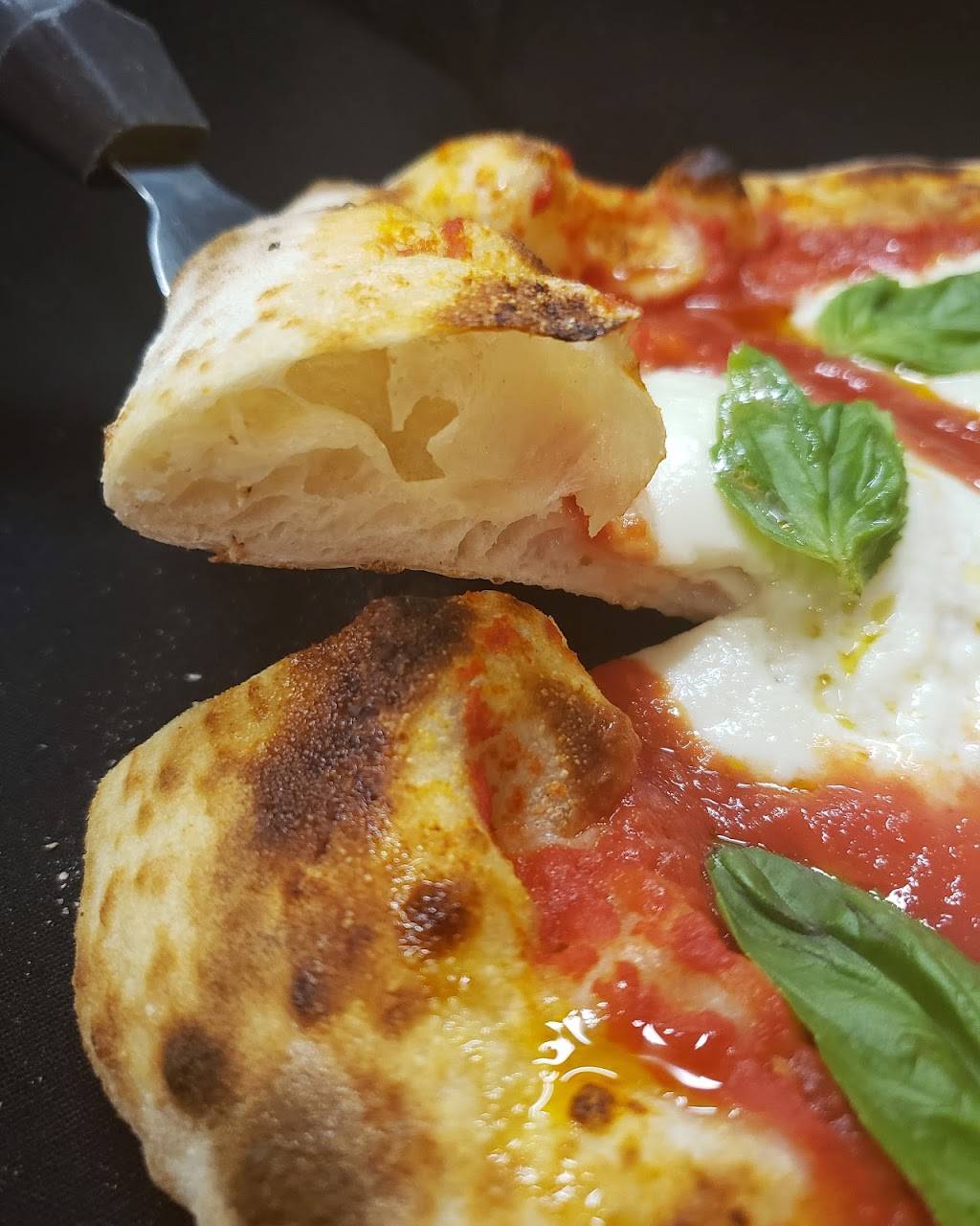 Giuseppes Pizza | restaurant | 1000 Eagle Ridge Dr, Schererville, IN 46375, USA | 2193220011 OR +1 219-322-0011