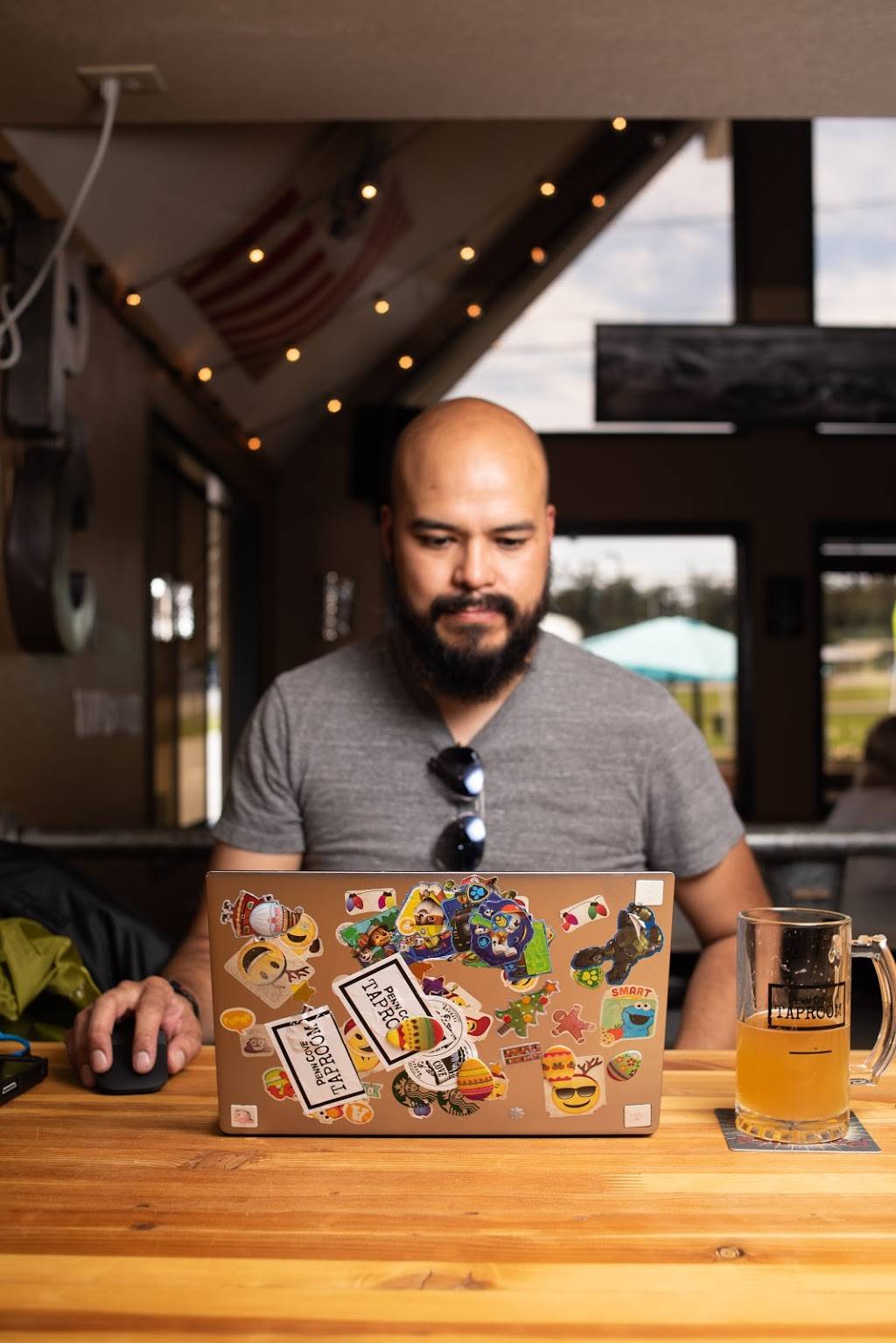 Penn Cove Taproom - Coupeville | restaurant | 103 S Main St, Coupeville, WA 98239, USA | 3606825747 OR +1 360-682-5747