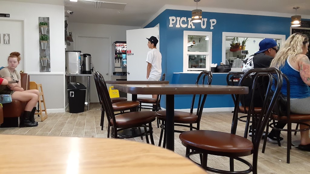 Lizzys Kitchen | restaurant | 2649 AZ-95, Bullhead City, AZ 86442, USA | 9287632092 OR +1 928-763-2092