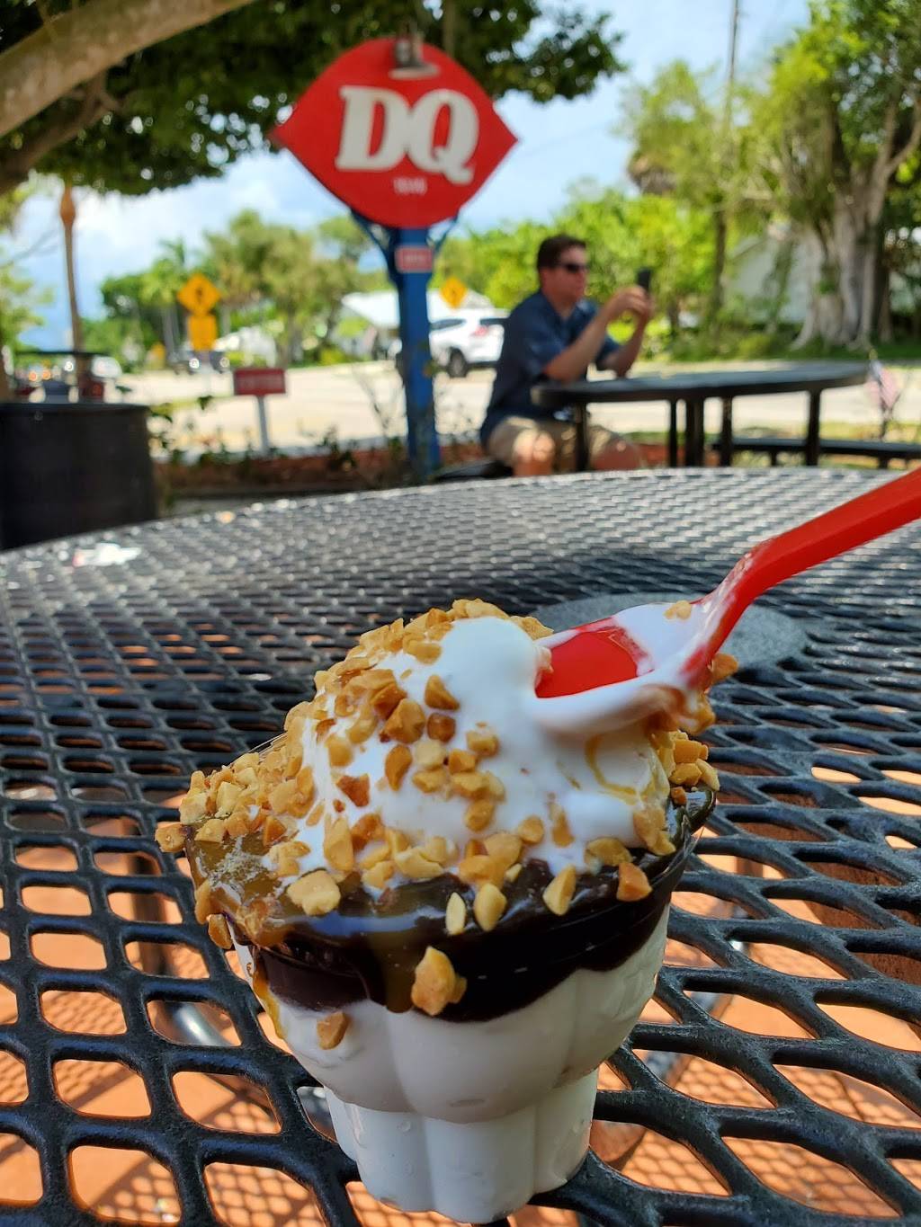 Dairy Queen | restaurant | 1046 Periwinkle Way, Sanibel, FL 33957, USA | 2394721170 OR +1 239-472-1170