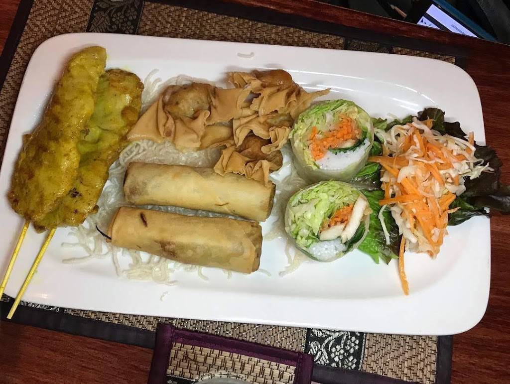 Thailandia | restaurant | 119 E Main St, Welland, ON L3B 3W5, Canada | 9057321234 OR +1 905-732-1234