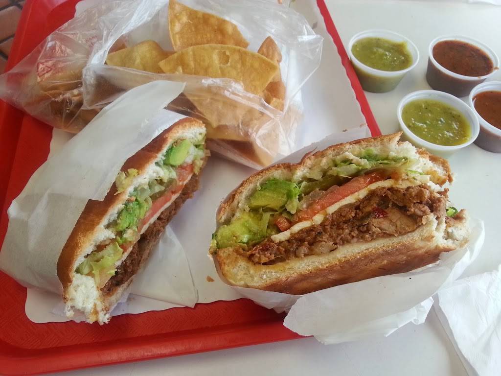 El Gallo Giro | restaurant | 10161 Sierra Ave, Fontana, CA 92335, USA | 9093550273 OR +1 909-355-0273