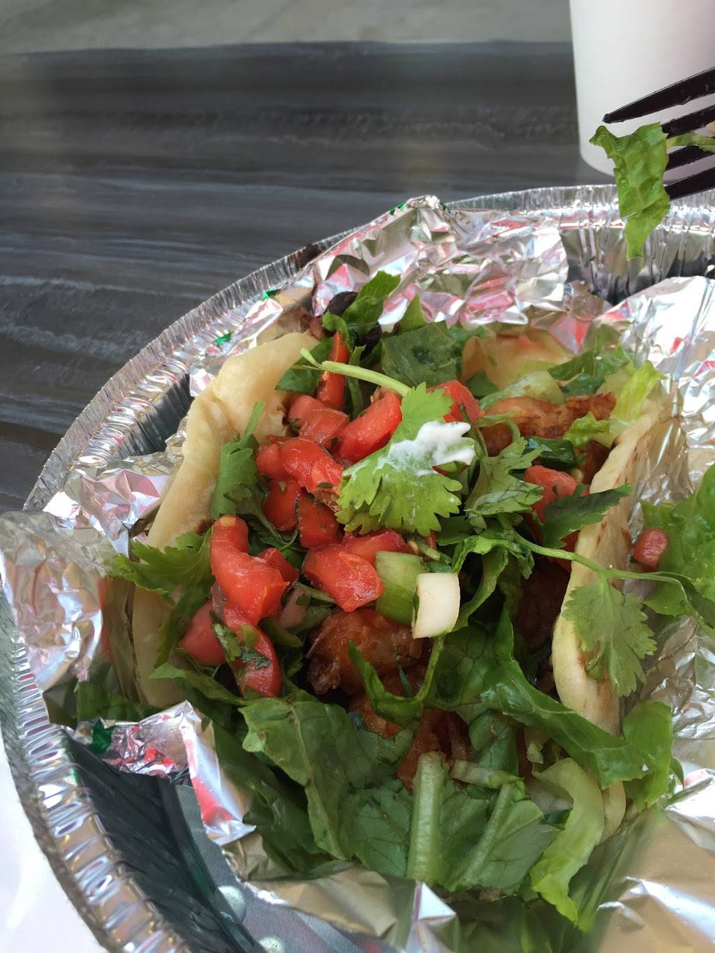 Cafe Rio Mexican Grill | restaurant | 10062 Darnestown Rd, Rockville, MD 20850, USA | 3013094111 OR +1 301-309-4111