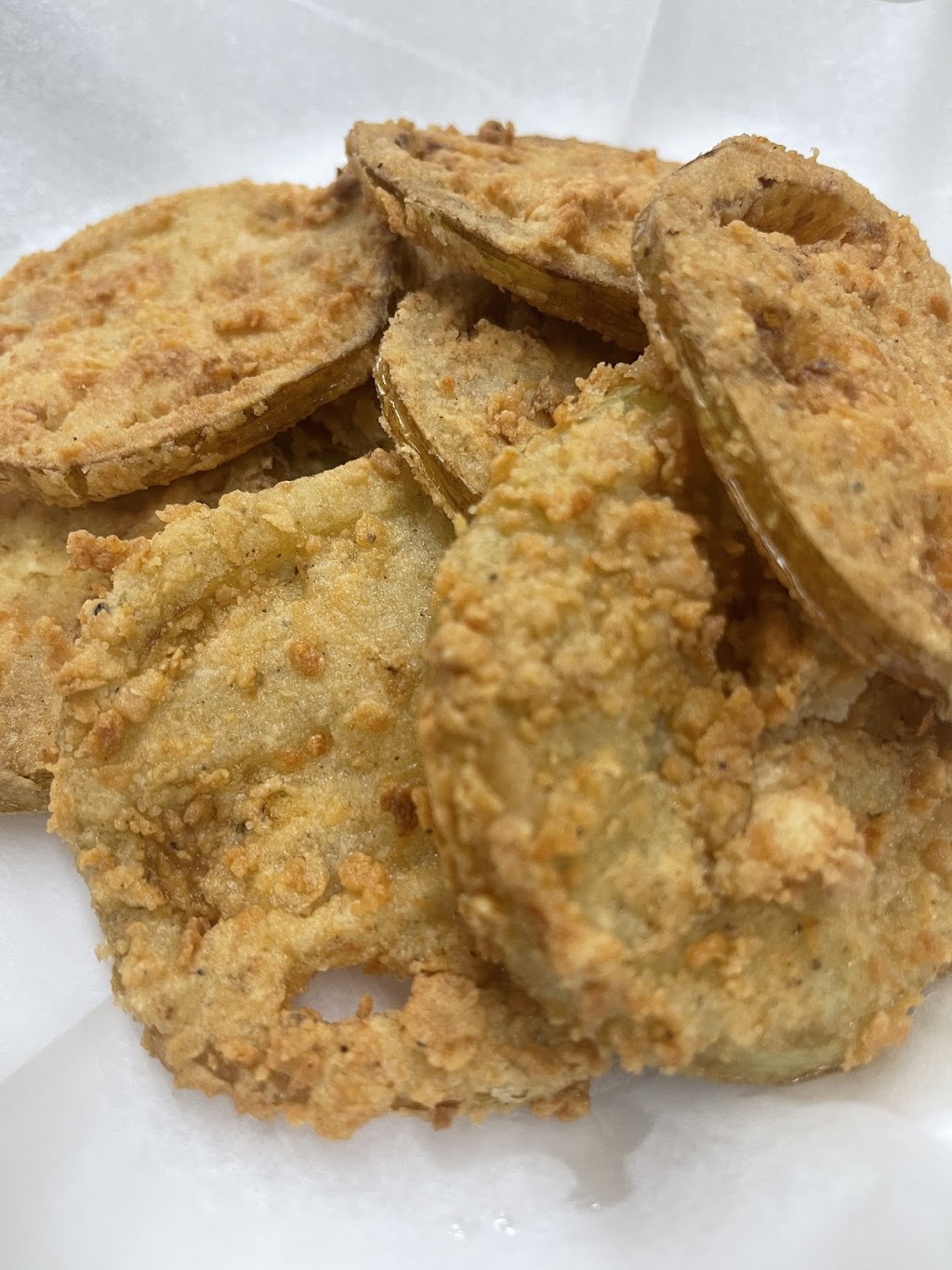 Jewels Entertainment Lounge | restaurant | 100 S Oak Ave, Ruleville, MS 38771, USA | 6623035552 OR +1 662-303-5552