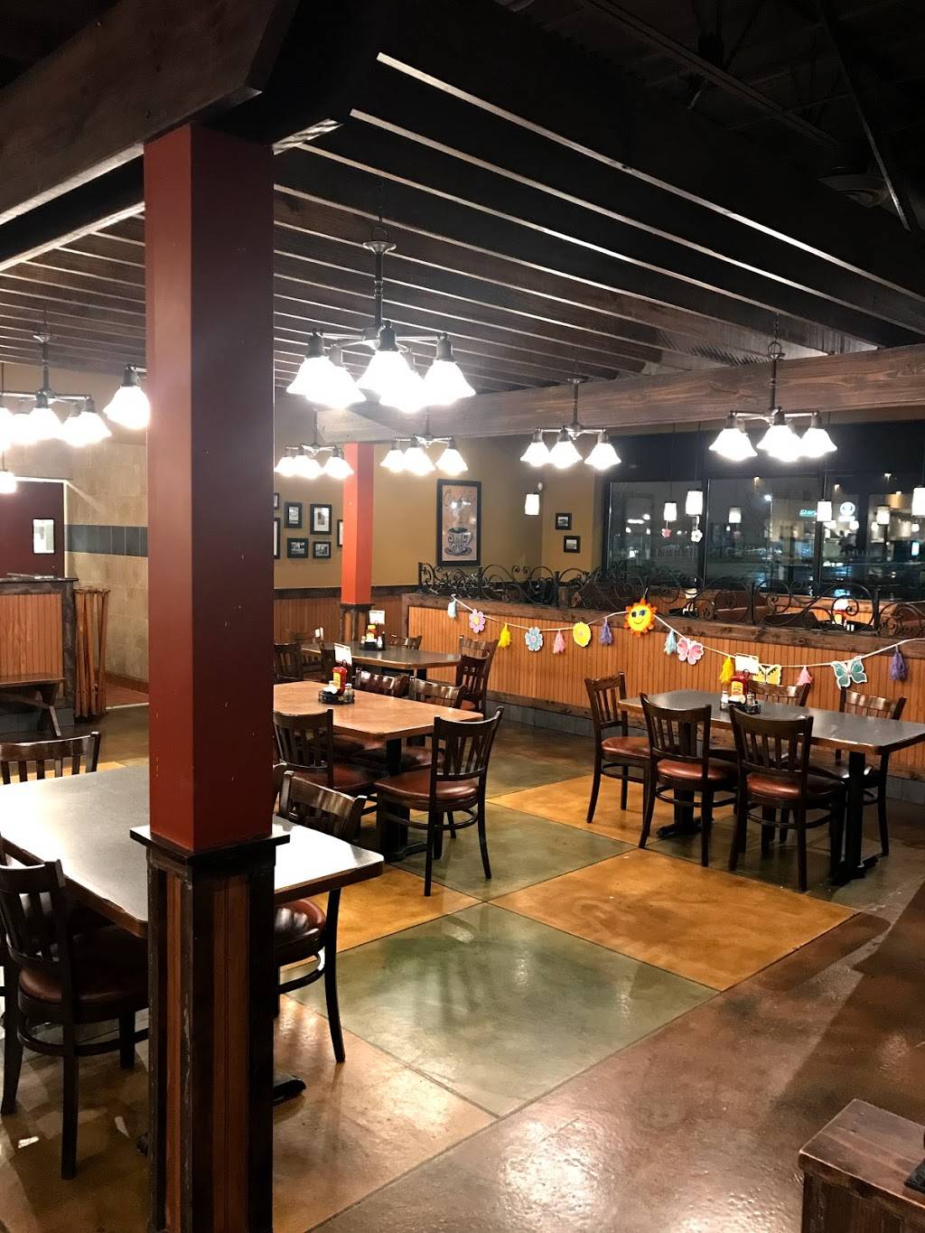 Round the Clock Lansing | restaurant | 17601 Torrence Ave, Lansing, IL 60438, USA | 7084187244 OR +1 708-418-7244