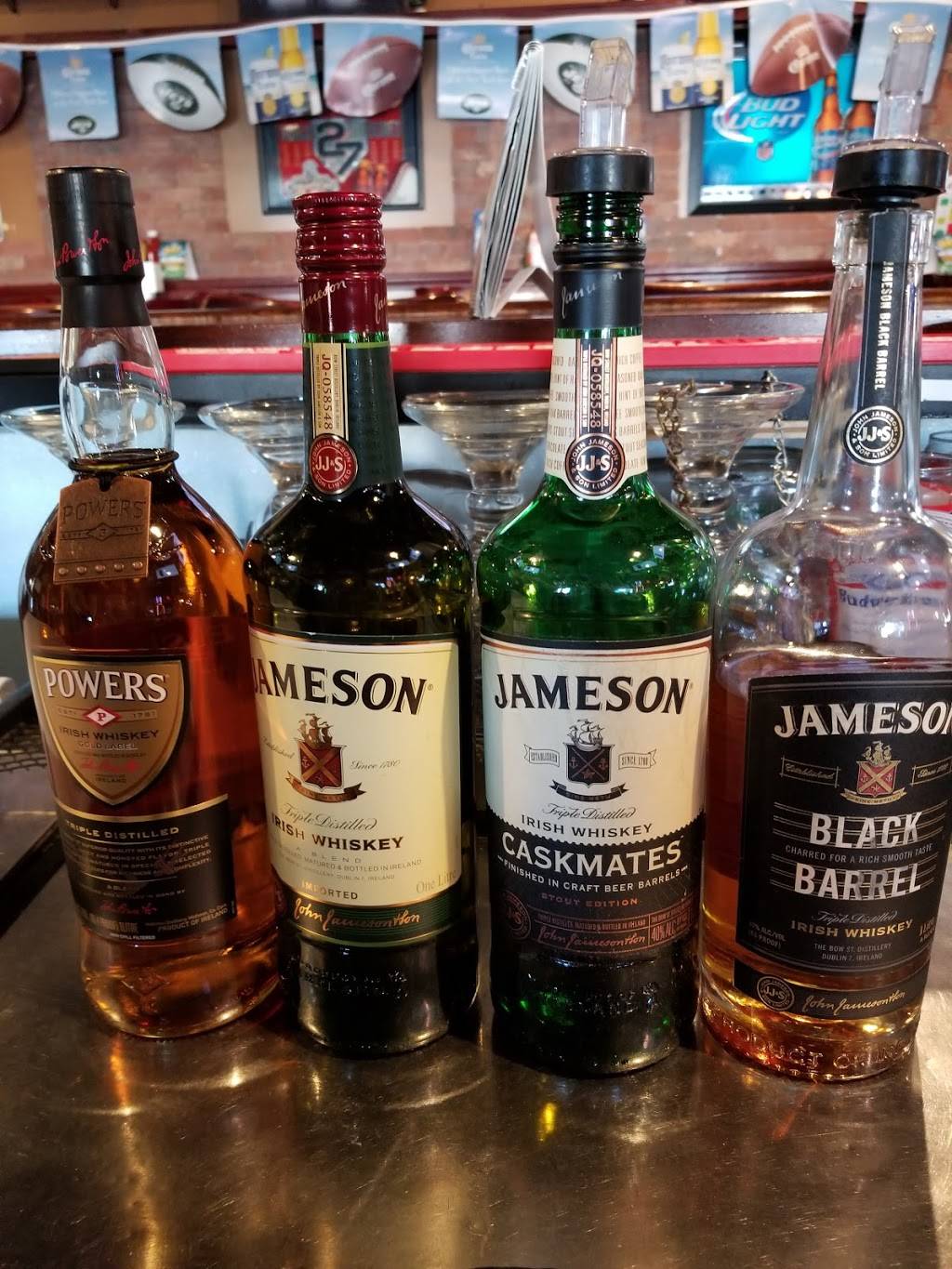 Team Dez Sports Bar & Grill | restaurant | 2586 Morris Ave, Union, NJ 07083, USA | 9082587450 OR +1 908-258-7450