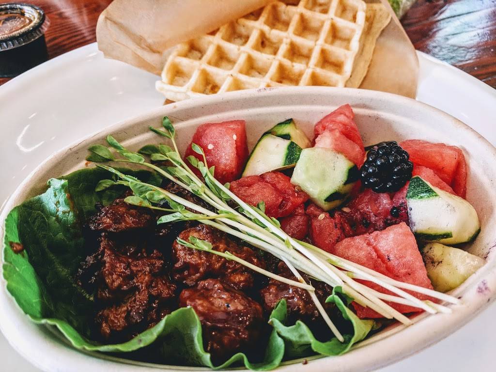 Elys | restaurant | 850 E Western Reserve Rd # 7, Youngstown, OH 44514, USA | 3309533445 OR +1 330-953-3445