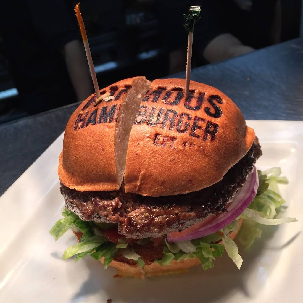 Famous Hamburger, West Dearborn | restaurant | 22207 Michigan Ave, Dearborn, MI 48124, USA | 3134360705 OR +1 313-436-0705