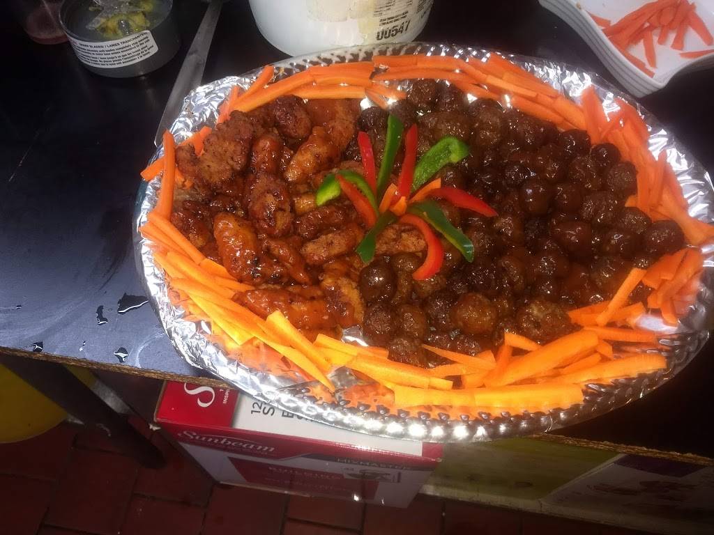 Cuisine Traiteur Vicky | restaurant | 1497 Av Dollard, LaSalle, QC H8N 1T3, Canada | 5143641544 OR +1 514-364-1544