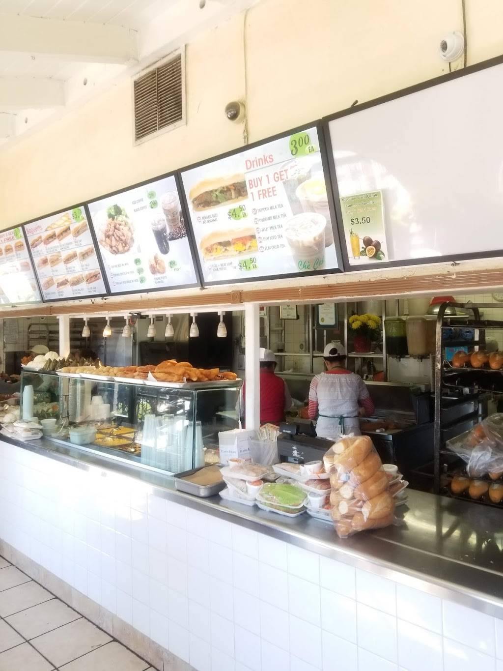 Banh Mi Che Cali Bakery | bakery | 15551 Brookhurst St, Westminster, CA 92683, USA | 7148398185 OR +1 714-839-8185