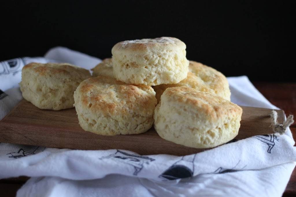 Sunrise Biscuit Kitchen | restaurant | 1305 E Franklin St, Chapel Hill, NC 27514, USA | 9199331324 OR +1 919-933-1324