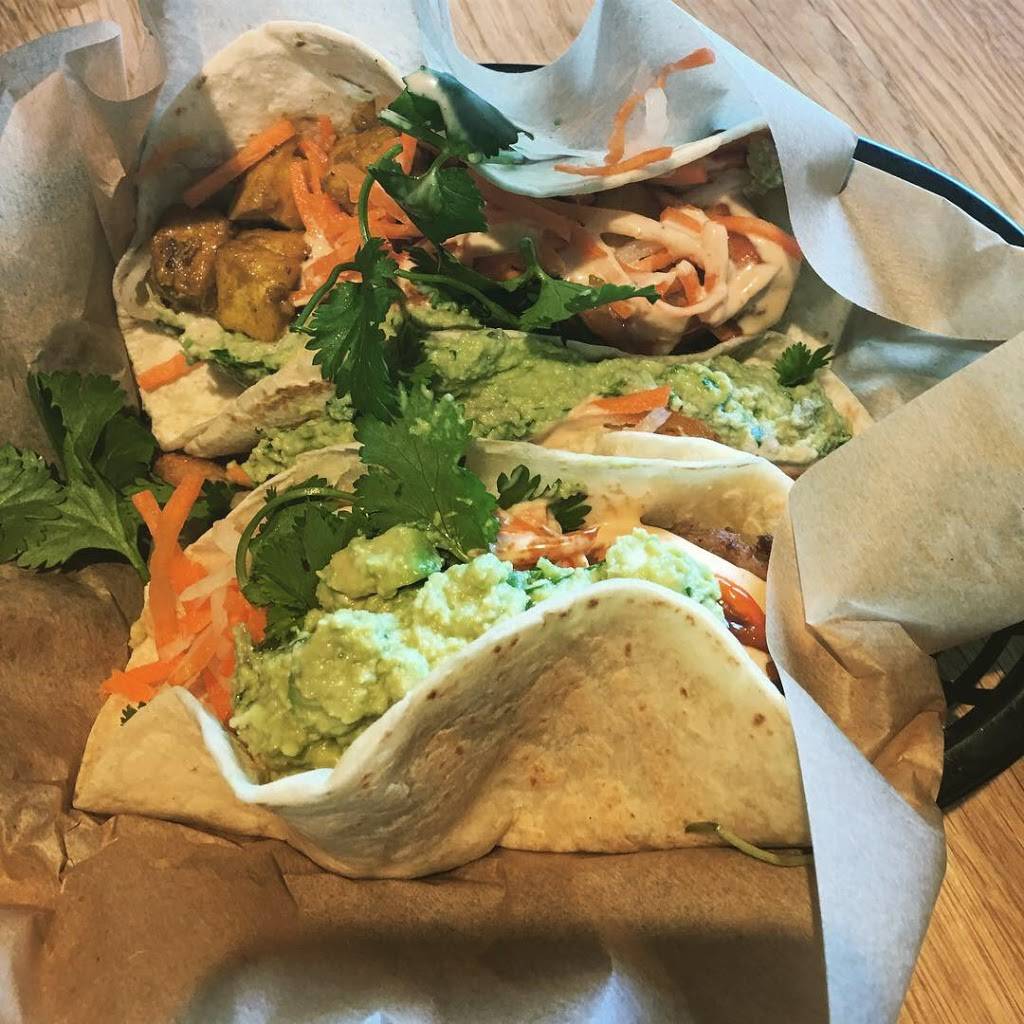 Zao Asian Cafe | restaurant | 2227 Highland Dr e2, Salt Lake City, UT 84106, USA | 8014674113 OR +1 801-467-4113