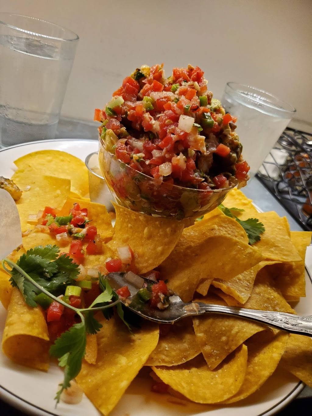 Pearl Dive Oyster Palace | restaurant | 1612 14th St NW, Washington, DC 20009, USA | 2023191612 OR +1 202-319-1612