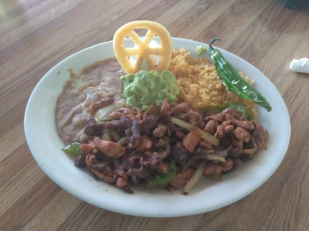 Totos Mexican Restaurant | restaurant | 12142 Hesperia Rd, Victorville, CA 92395, USA | 7602419599 OR +1 760-241-9599