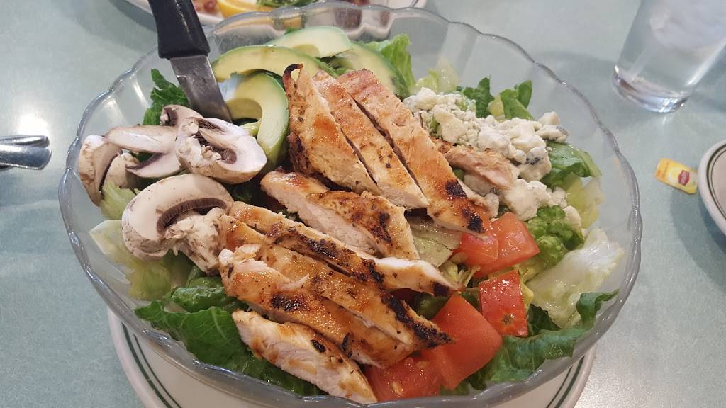 Green Street Cafe | restaurant | 1219 N Green St, McHenry, IL 60050, USA | 8153445200 OR +1 815-344-5200