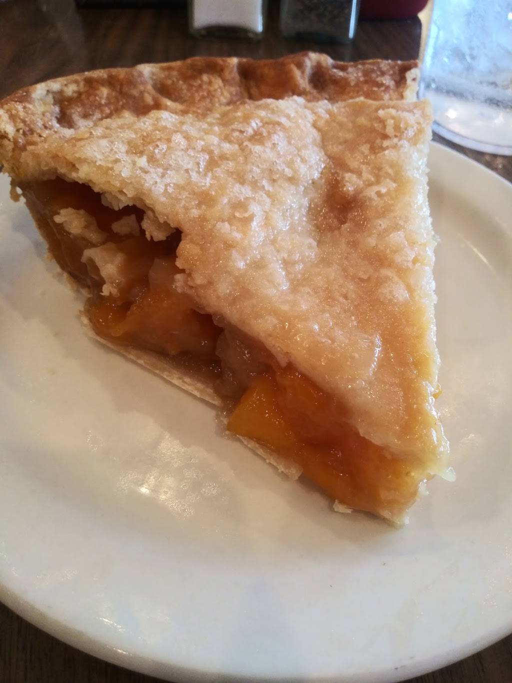 Family Table | restaurant | 1610 Jeffreys Dr, Osceola, IA 50213, USA | 6413424153 OR +1 641-342-4153